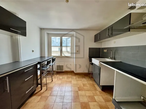 Appartement 3 pièces 94 m² 