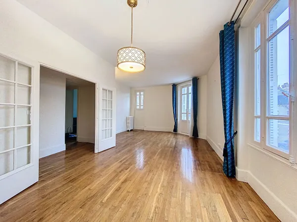 Appartement 4 pièces 80 m² 