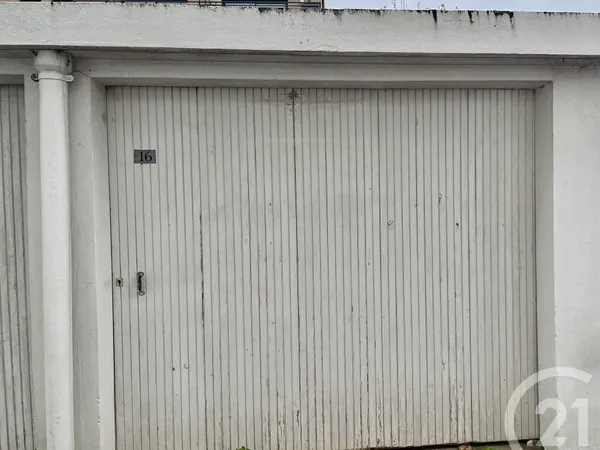 Parking 16 m² 