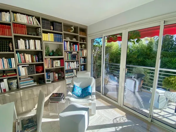 Cannes secteur residentiel 3P 87 m2 grande terrasse 