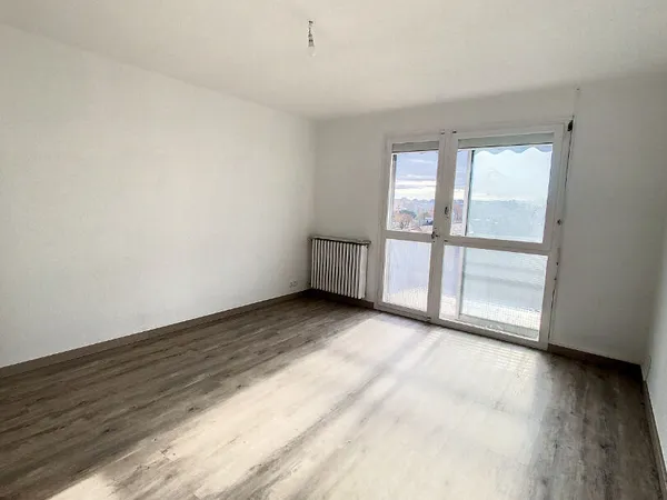 Secteur Bon secours Appartement T1+ parking 