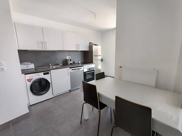 Appartement 3 pièces 63 m² 