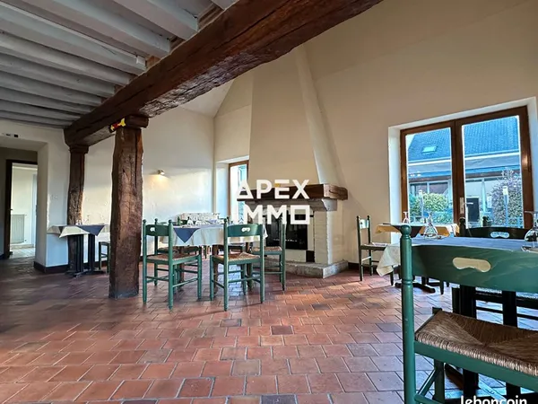 Fonds de commerce, restauration 400 m² SAINT DENIS DE L HOTEL 