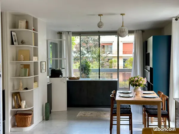 Appartement lumineux avec balcon Prince Marmottan 