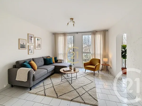Appartement 4 pièces 66 m² 