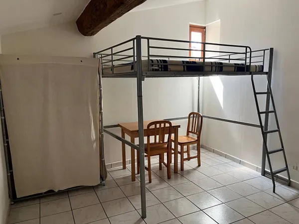 Appartement 1 pièce 16 m² 