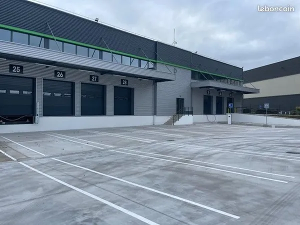 Local commercial 2029 m² 