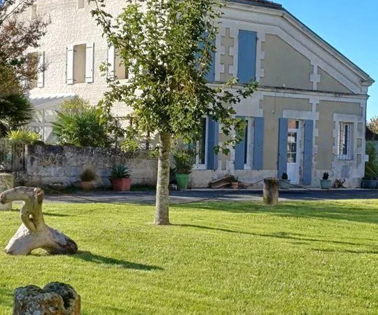 Maison Charentaise - 153.84m ² 