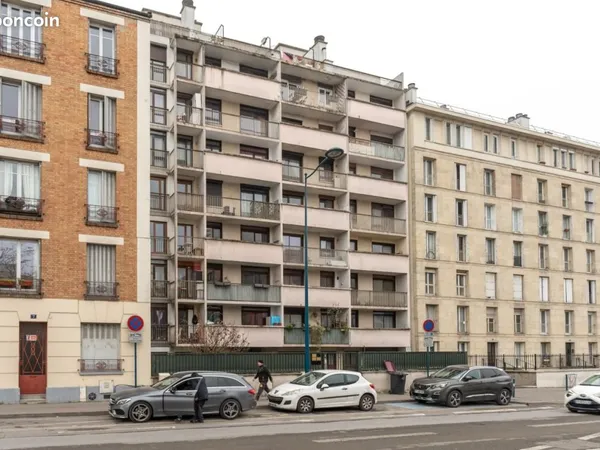 Studio 1 pièce 30 m² 