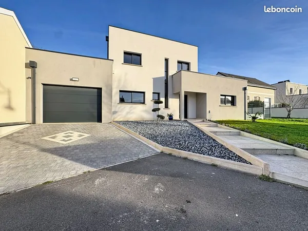 Maison 6 pièces 165 m² 