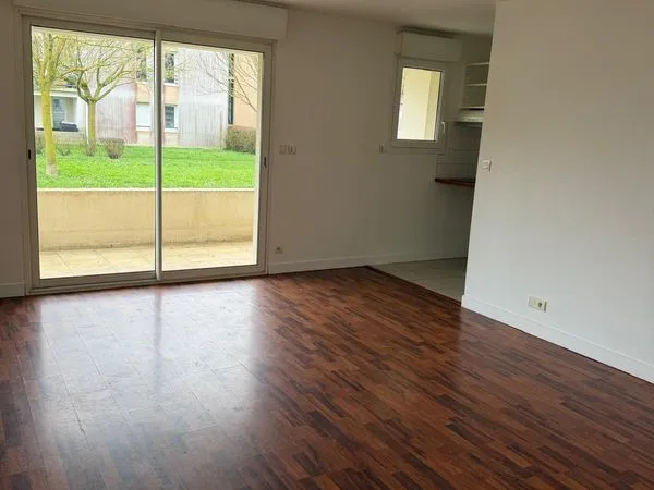 Appartement T 2 , terrasse 