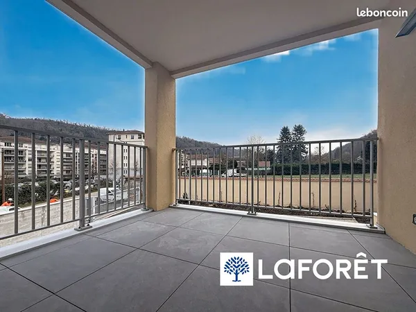 Appartement 3 pièces 61 m² 