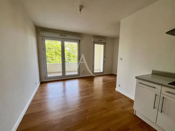 Appartement 1 pièce 33 m² 
