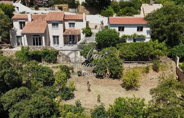 Villa vue mer proche de la plage de Saint-Clair + PC accordé pou