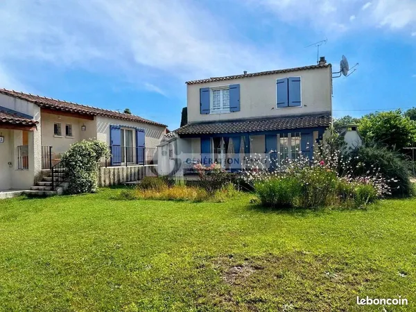 Villa 8 pièces 140 m² 
