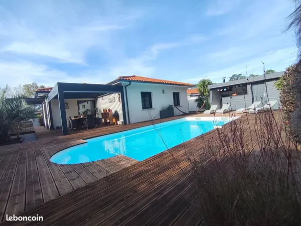 Maison récente avec piscine 