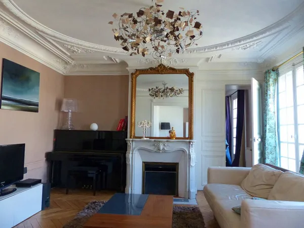 Loue appartement 5P meublé / semi-meublé, Paris 8e, métro Villiers 