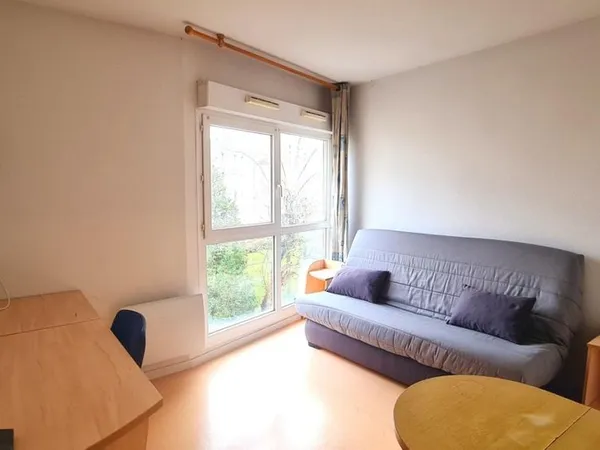 Studio 1 pièce 19 m² 