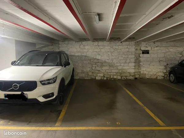 Location parking Paris 17 