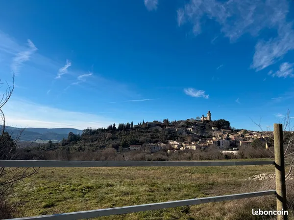 Terrain constructible avec vue Luberon 