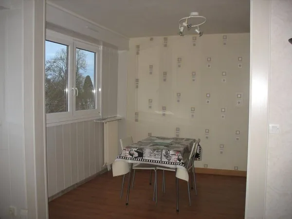 Studio 1 pièce 35 m² 