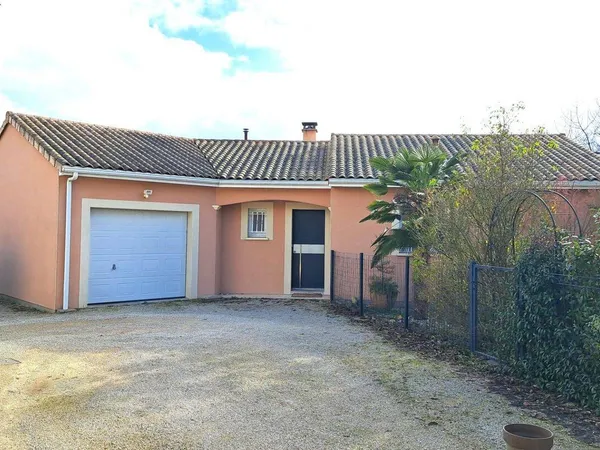 Maison de plain-pied 4 pièces 114 m² 