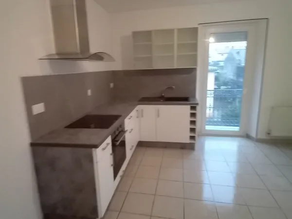 104 m2 à BESSÈGES 