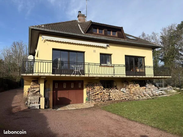 Propriété 6 pièces 134 m² 