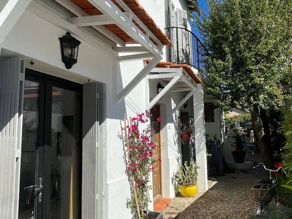 Maison 1 pièce 70 m² 
