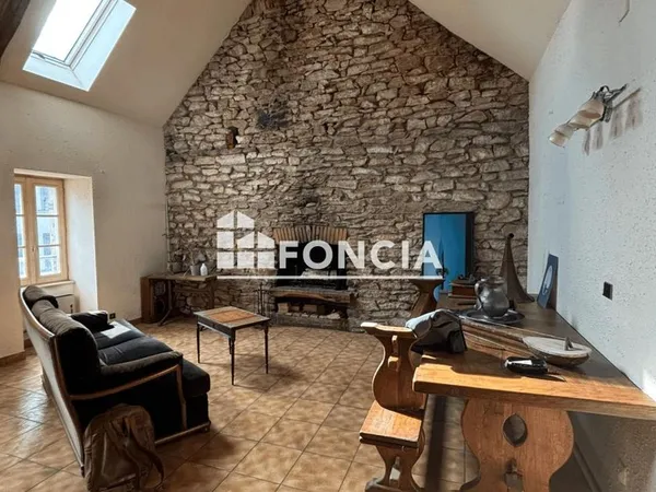 Appartement 7 pièces 219 m² 