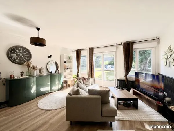 Appartement 4 pièces 81 m² 