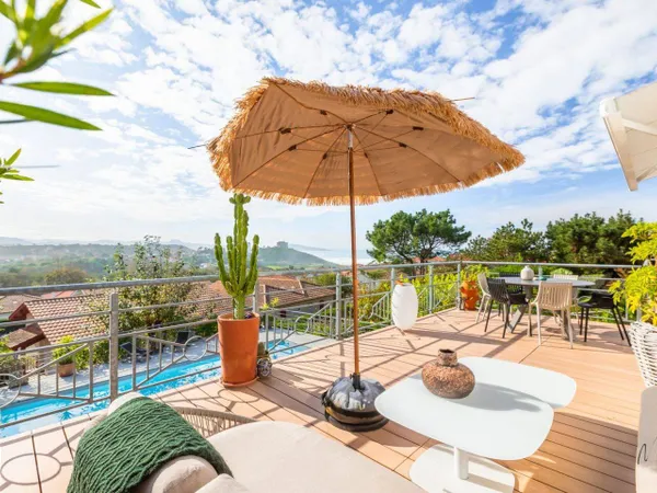 Maison 7 pièces 207 m² 