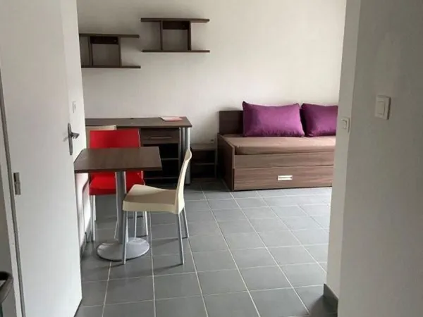 Studio de 22m2 Résidence ISIS CARRE DES HALLES 