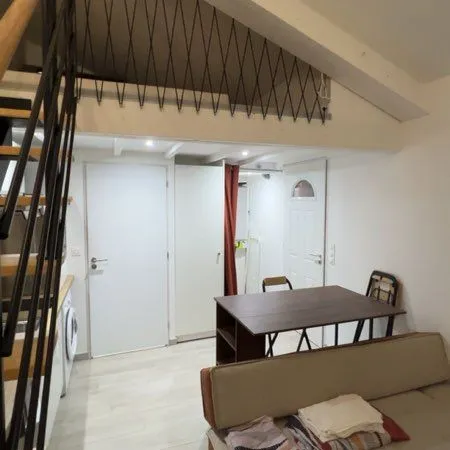 Appartement Location Parcieux 1p 18m² 650€
