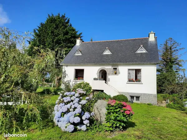 Maison néo-bretonne 