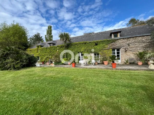 Propriété d'environ 376m² à Missillac 