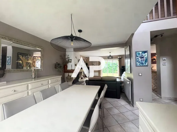 Maison 6 pièces 110 m² 