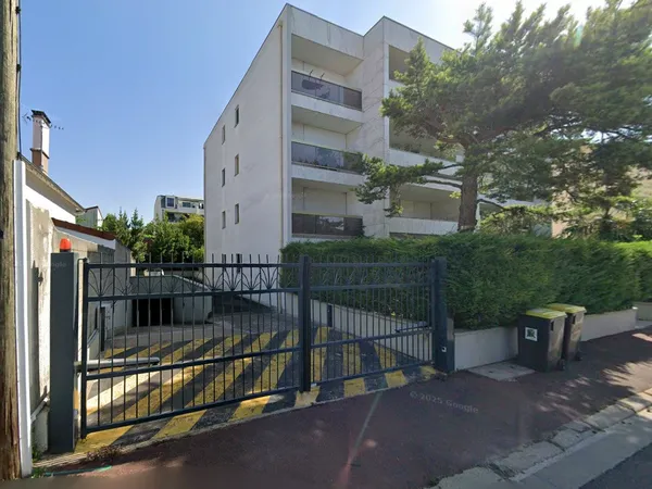 VIEUX ST MAUR proche Condé/Libération 