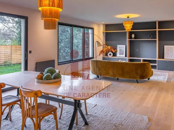 Maison 5 pièces 160 m² 
