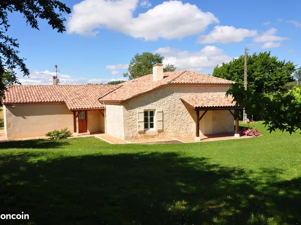 Maison en pierre 150 m2 - 3 chambres 