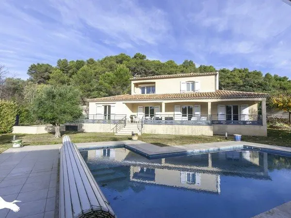 Maison 5 pièces 164 m² 