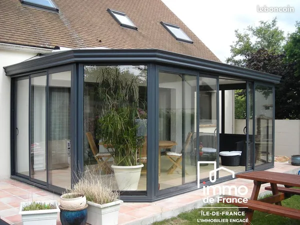 Maison 6 pièces 180 m² 