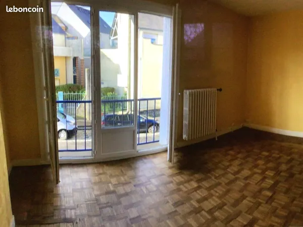 Appartement T3 très lumineux.quartier Sacrés coeurs /LaMadeleine 