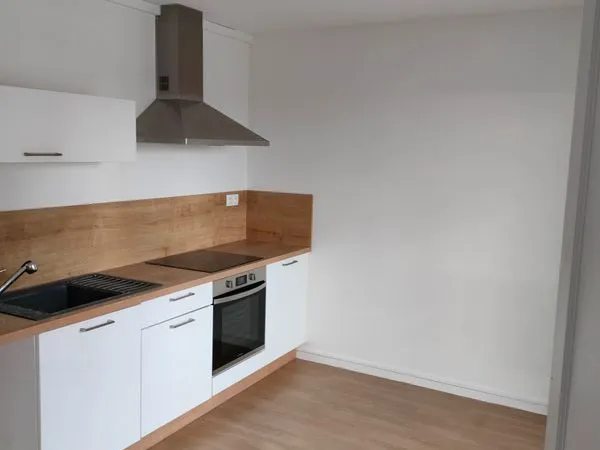 T4 81m2 parking+cave+balcon 
