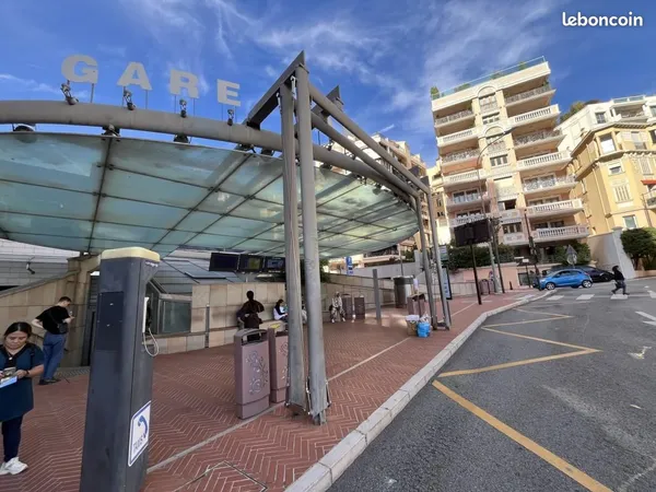 Local commercial 73 m² 
