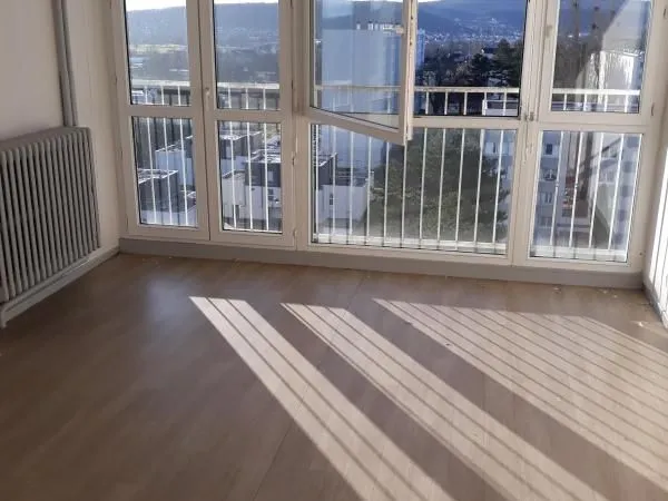 Appartement 4 pièces 80 m² 