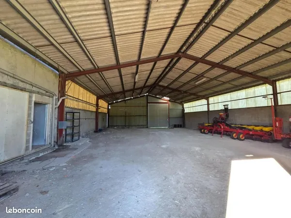 Maison 2 pièces 300 m² 