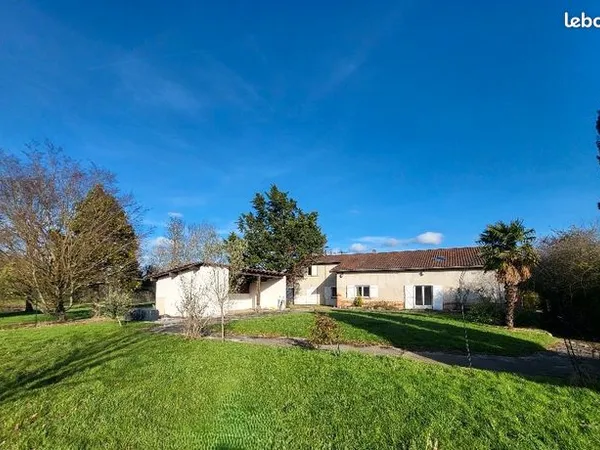 Maison 12 pièces 271 m² 