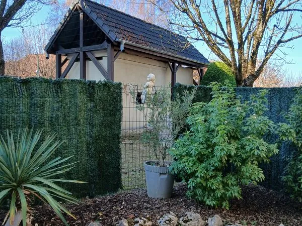 Vends agréable T2 Bis avec terrasse-jardin 