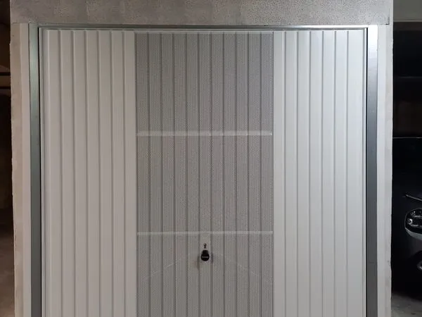 Garage - Box 14m2 - Porte neuve - Toulouse 